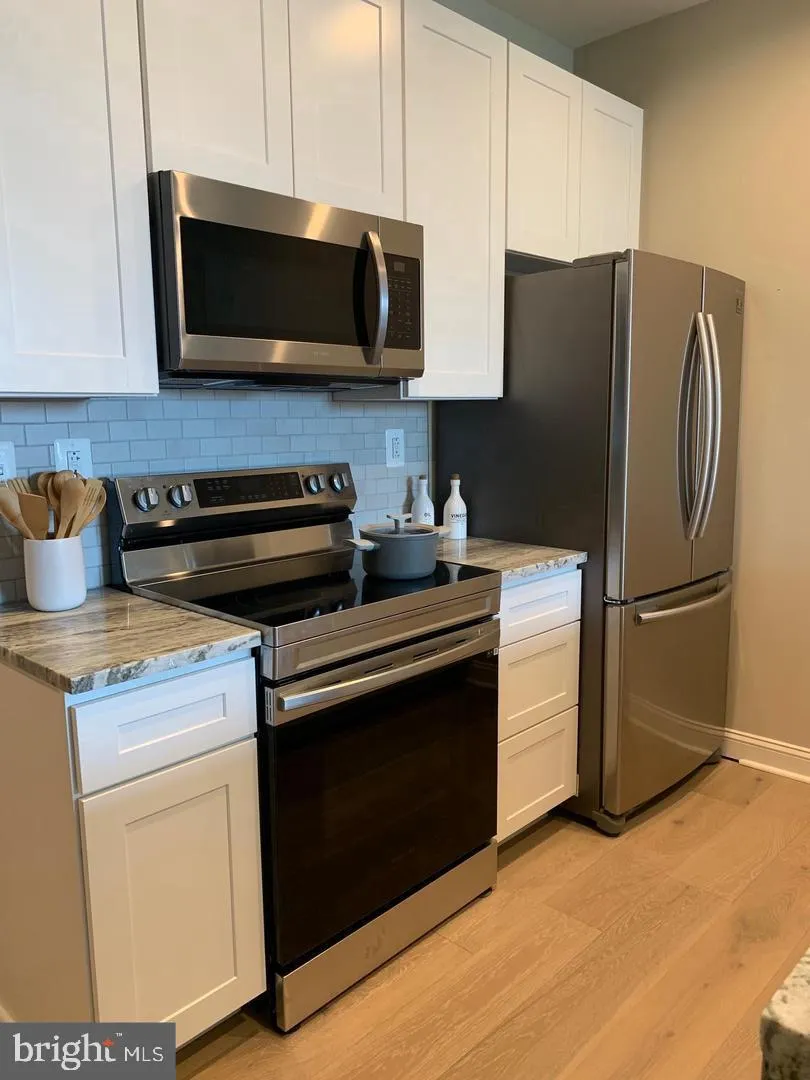 2130 ARCH STREET #212 Philadelphia, PA 19103