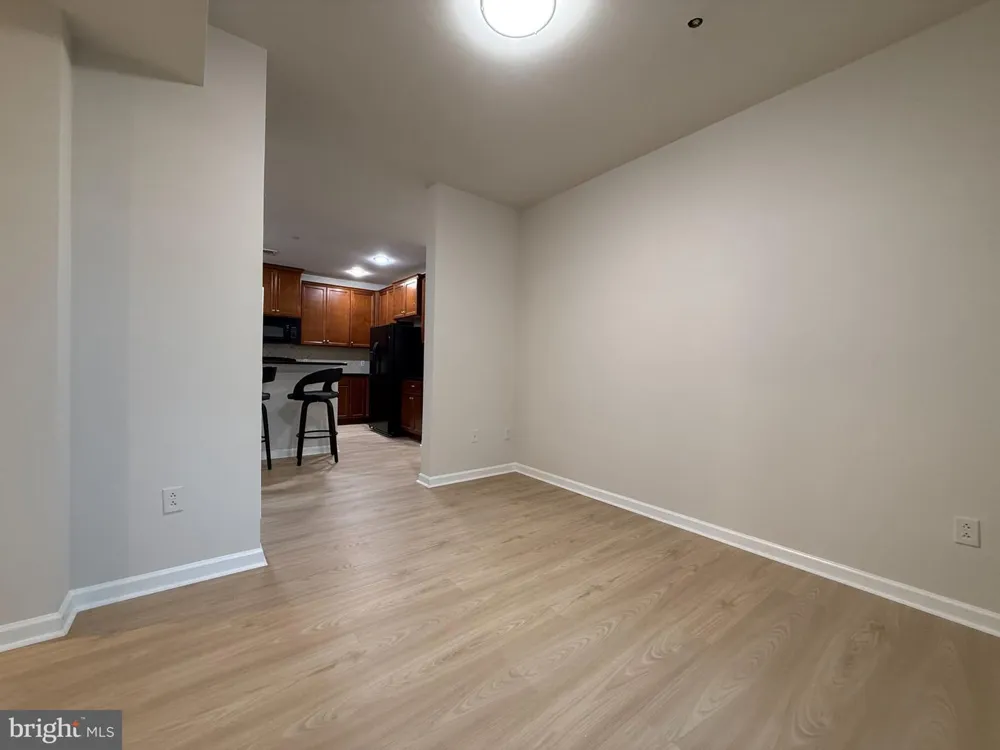 407 CARSON TERRACE Huntingdon Valley, PA 19006