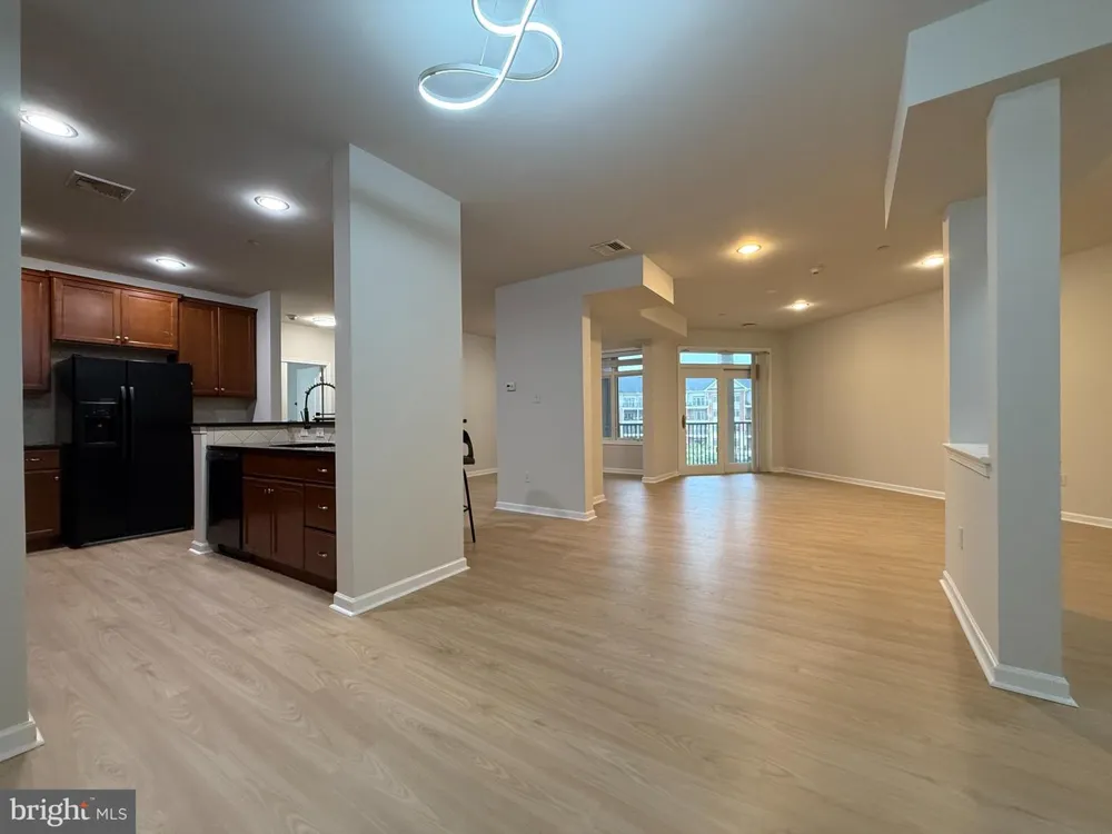 407 CARSON TERRACE Huntingdon Valley, PA 19006