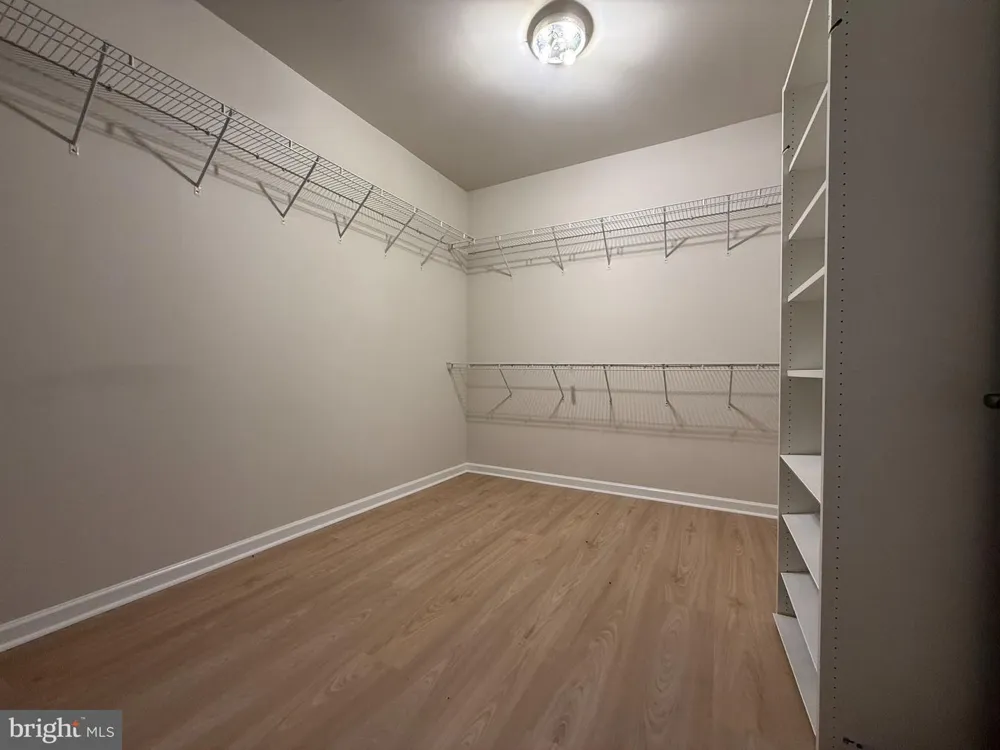 407 CARSON TERRACE Huntingdon Valley, PA 19006