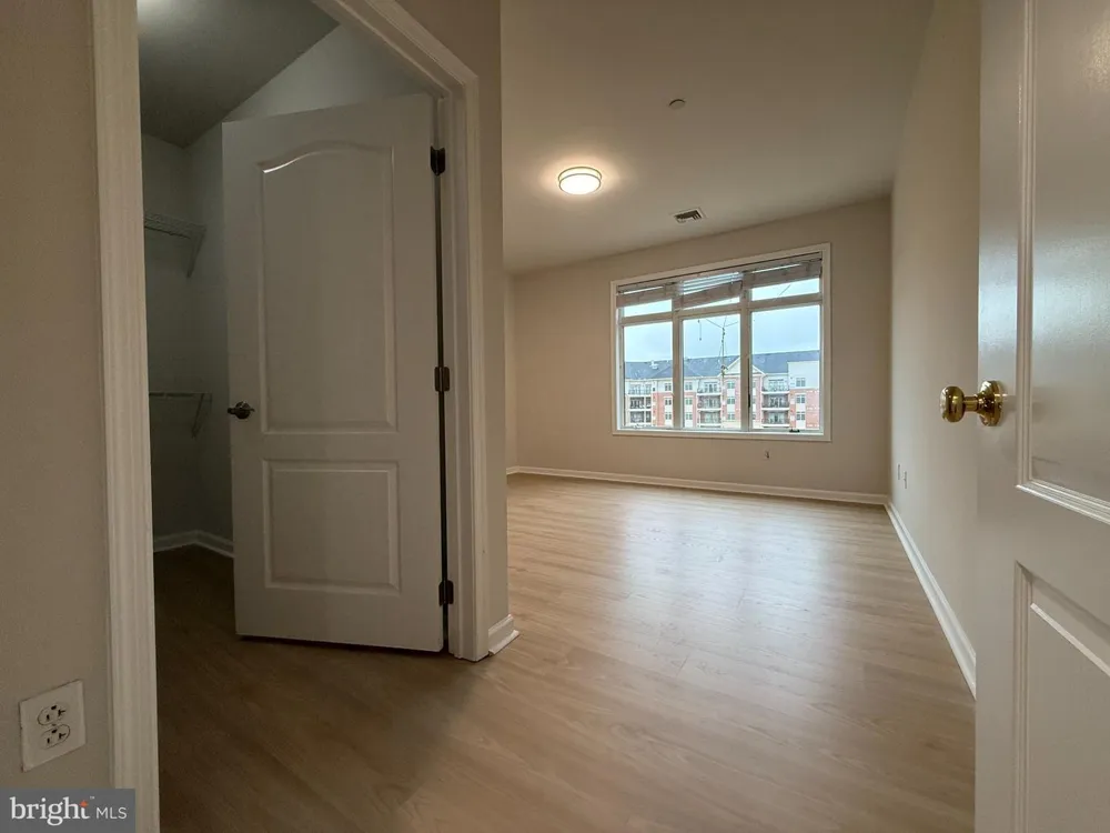 407 CARSON TERRACE Huntingdon Valley, PA 19006