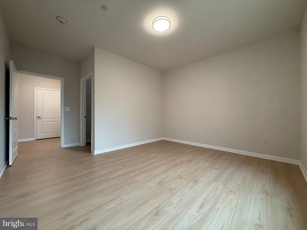 407 CARSON TERRACE Huntingdon Valley, PA 19006