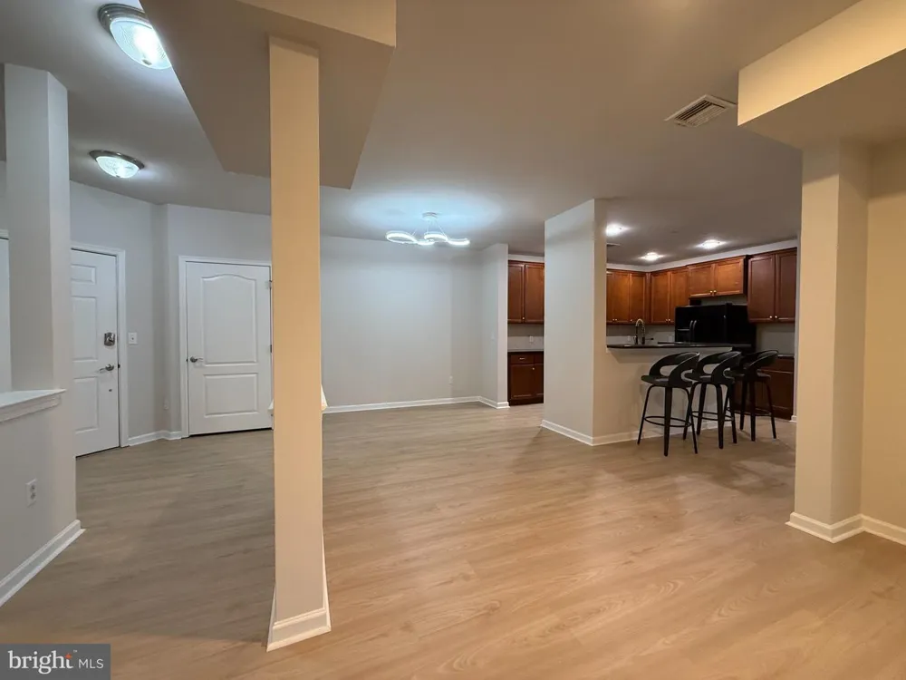 407 CARSON TERRACE Huntingdon Valley, PA 19006