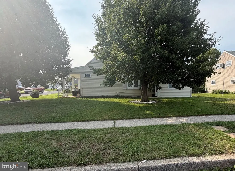 801 APACHE LANE Temple, PA 19560