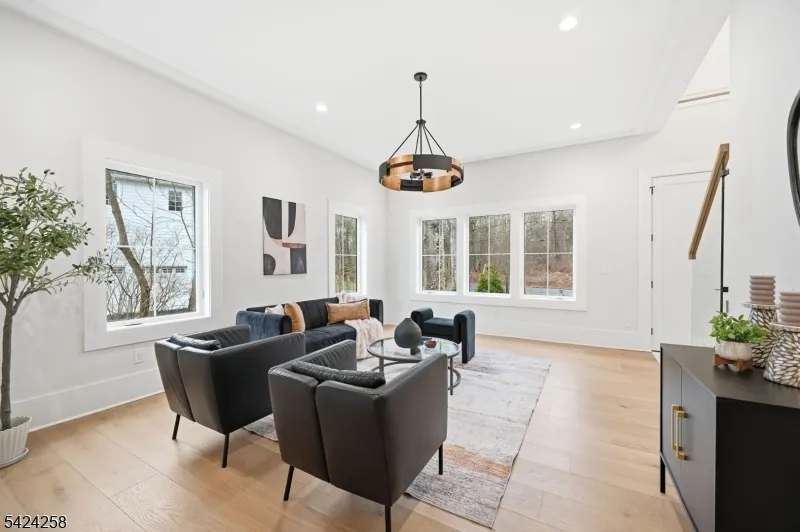 470 White Oak Ridge Rd Millburn, NJ 07078