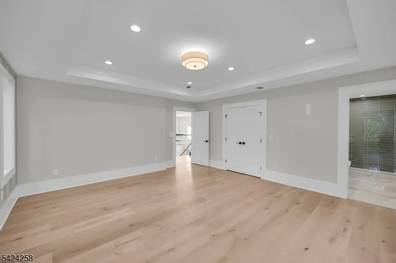 470 White Oak Ridge Rd Millburn, NJ 07078