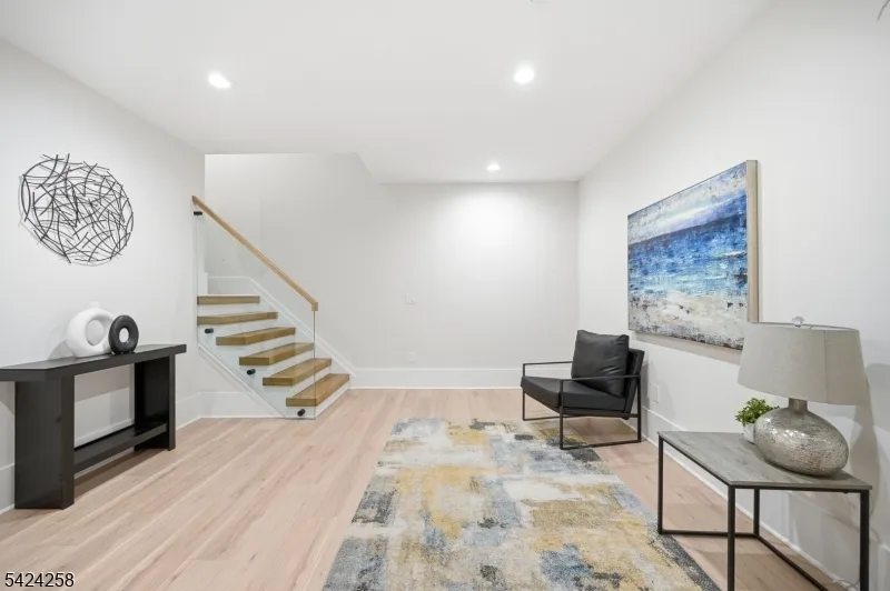 470 White Oak Ridge Rd Millburn, NJ 07078