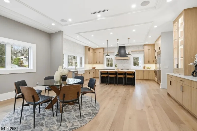 470 White Oak Ridge Rd Millburn, NJ 07078