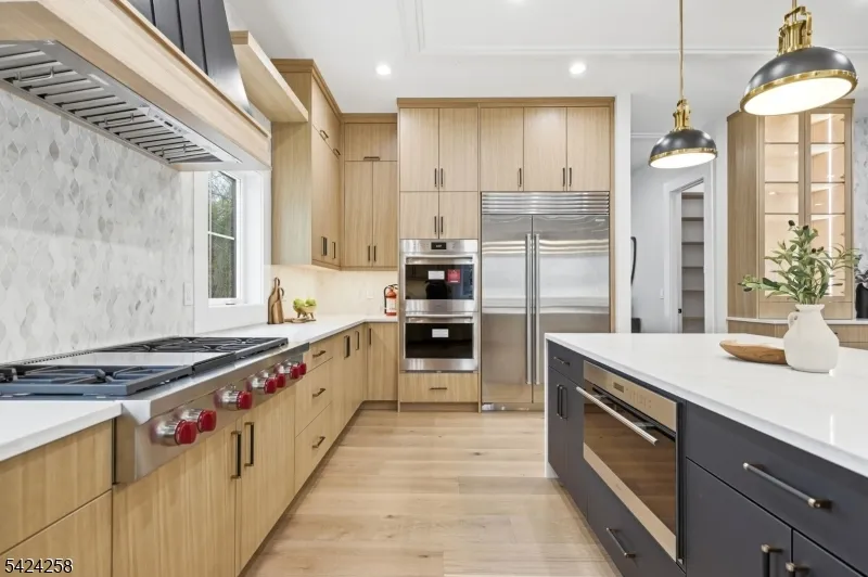 470 White Oak Ridge Rd Millburn, NJ 07078