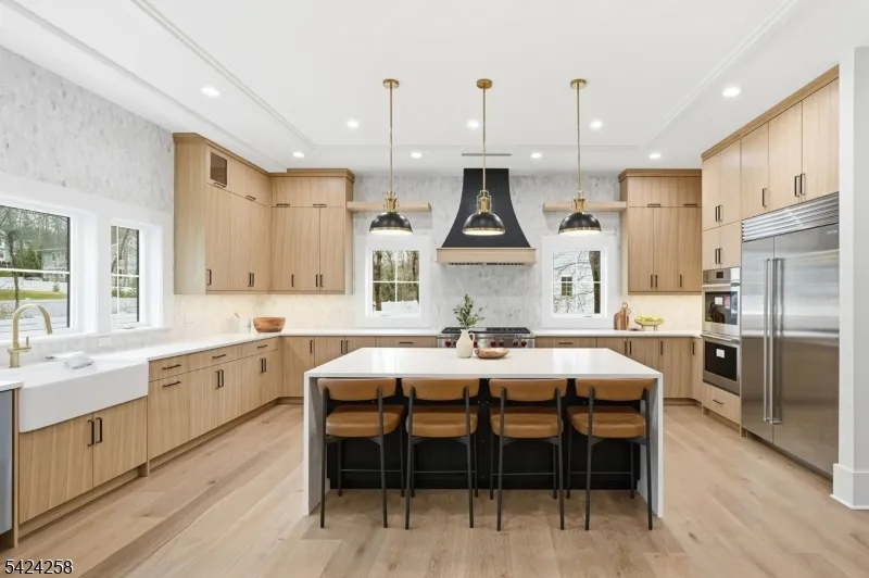 470 White Oak Ridge Rd Millburn, NJ 07078