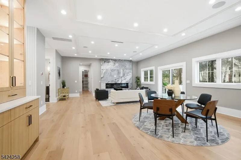470 White Oak Ridge Rd Millburn, NJ 07078