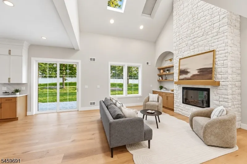 190 Laurel Ave Livingston, NJ 07039
