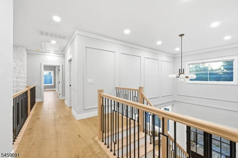 190 Laurel Ave Livingston, NJ 07039