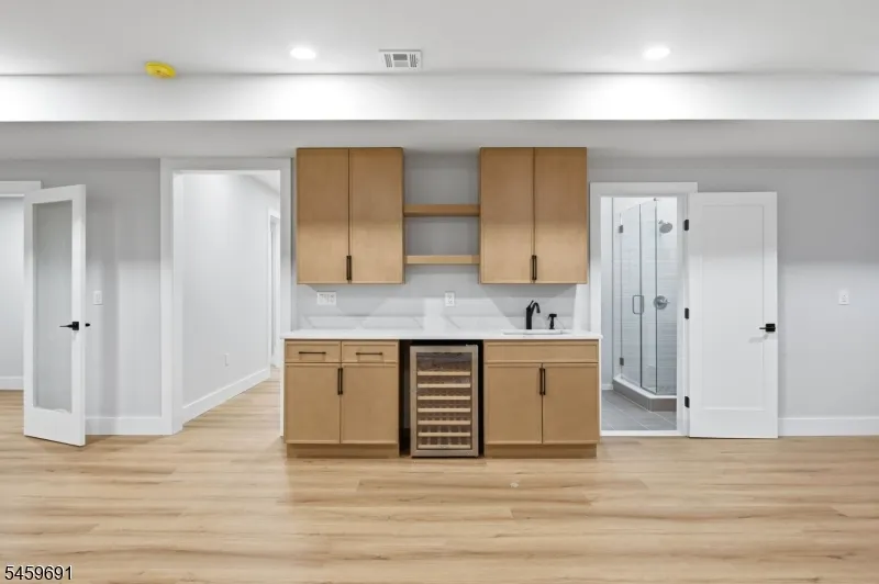 190 Laurel Ave Livingston, NJ 07039