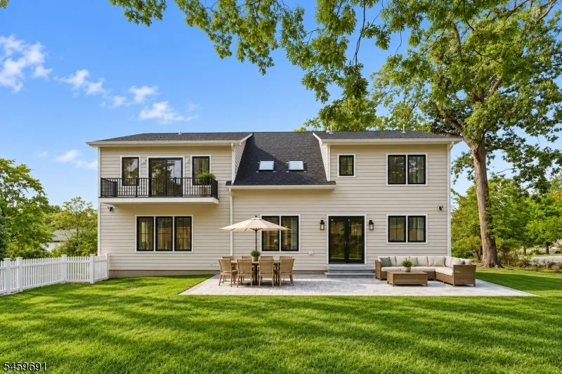 190 Laurel Ave Livingston, NJ 07039