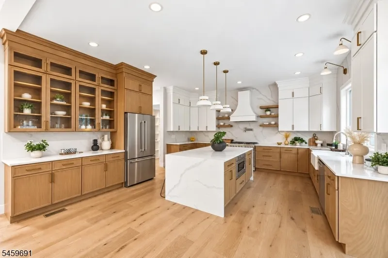 190 Laurel Ave Livingston, NJ 07039