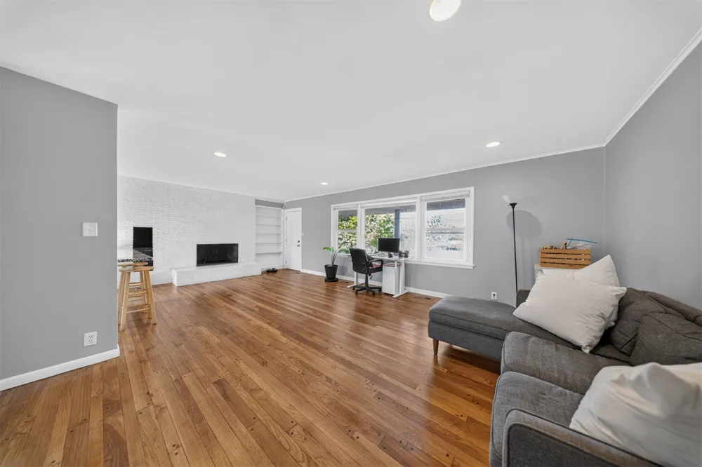 621 Union Place Tulsa, OK 74127