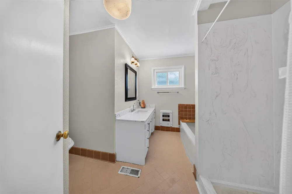 621 Union Place Tulsa, OK 74127