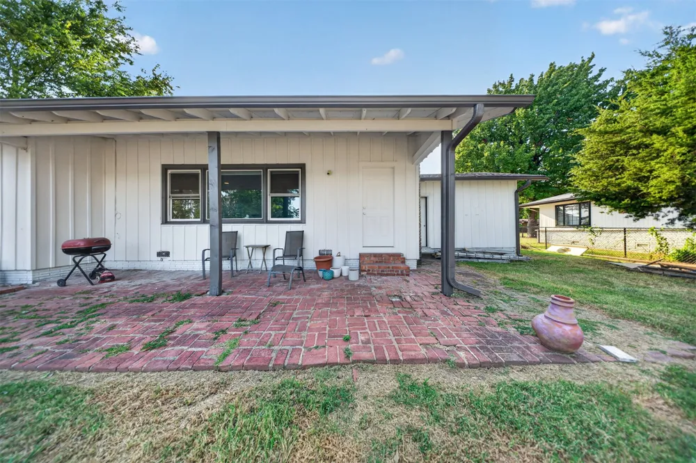 621 Union Place Tulsa, OK 74127