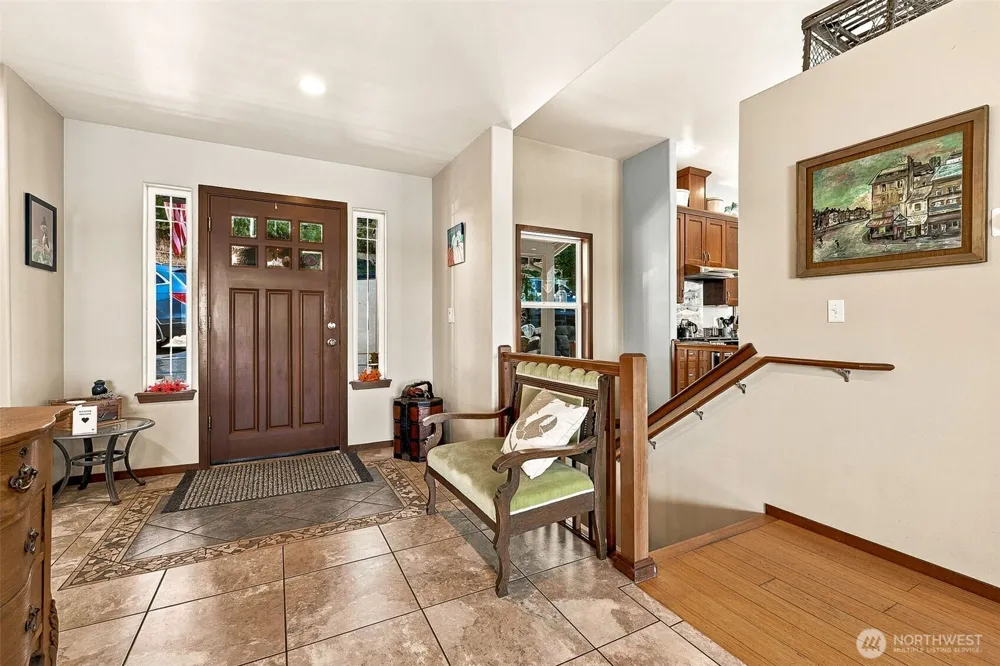 420 35th Avenue NE Olympia, WA 98506