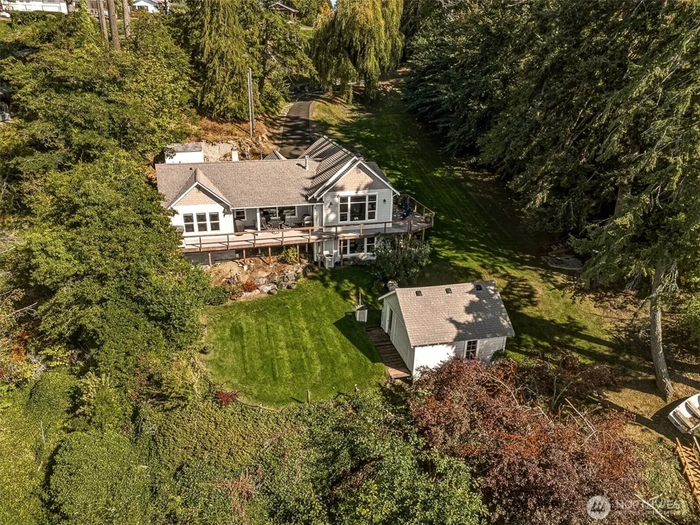420 35th Avenue NE Olympia, WA 98506