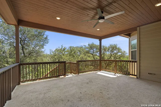 12602 SOTOL OVLK Helotes, TX 78023