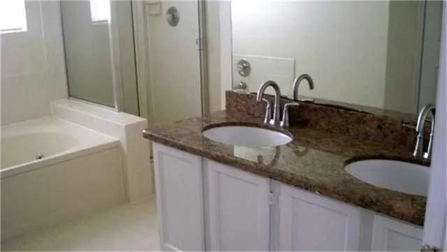 125 Sea Mist Drive League City, TX 77573