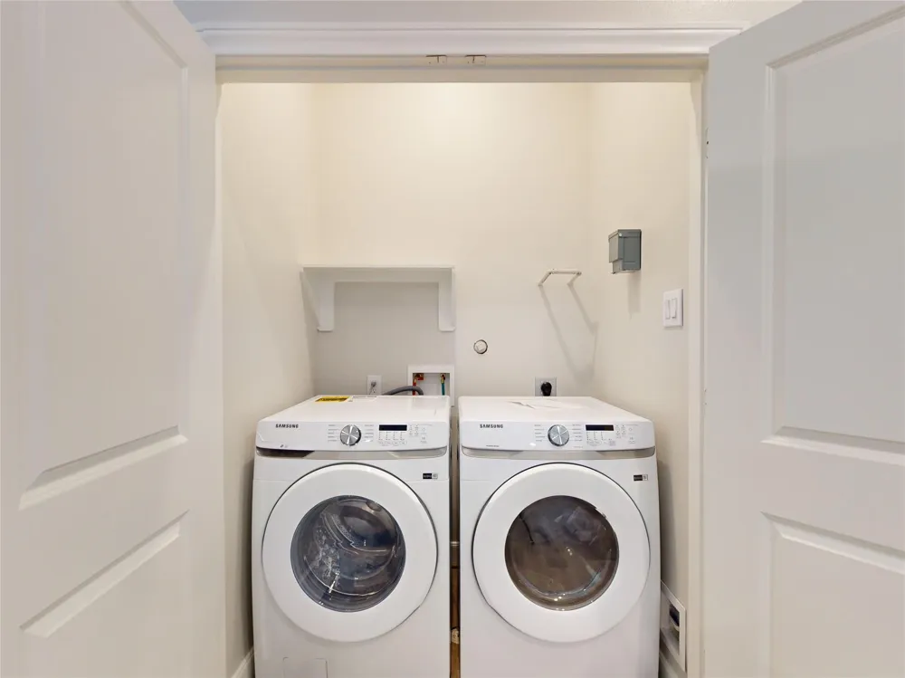 504 Nursery Rd #2204 The Woodlands, TX 77380
