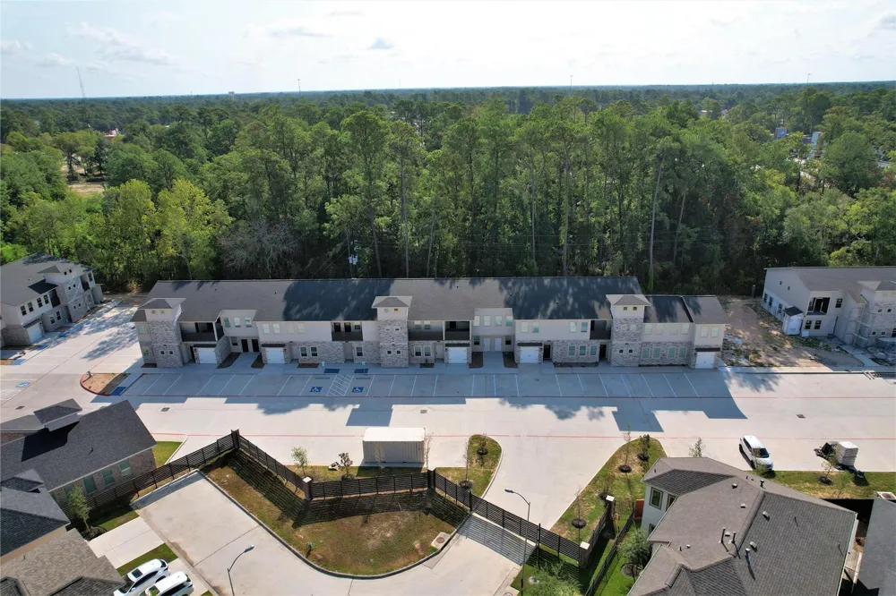 504 Nursery Rd #2204 The Woodlands, TX 77380