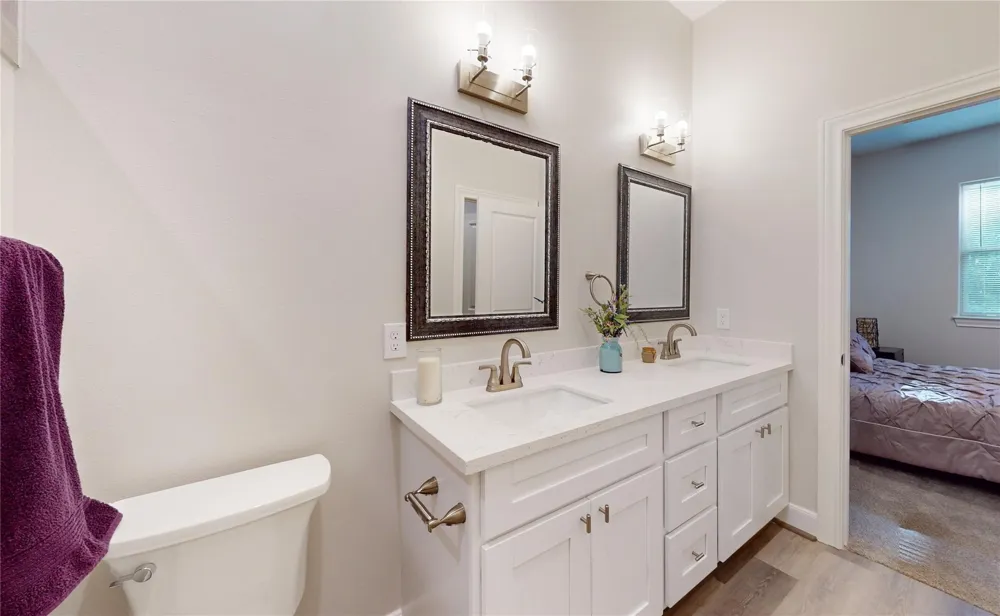 504 Nursery Rd #2204 The Woodlands, TX 77380