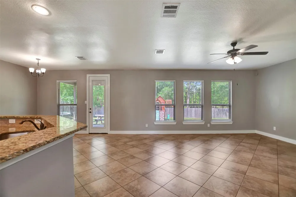 59 Beaconsfield Drive Magnolia, TX 77355