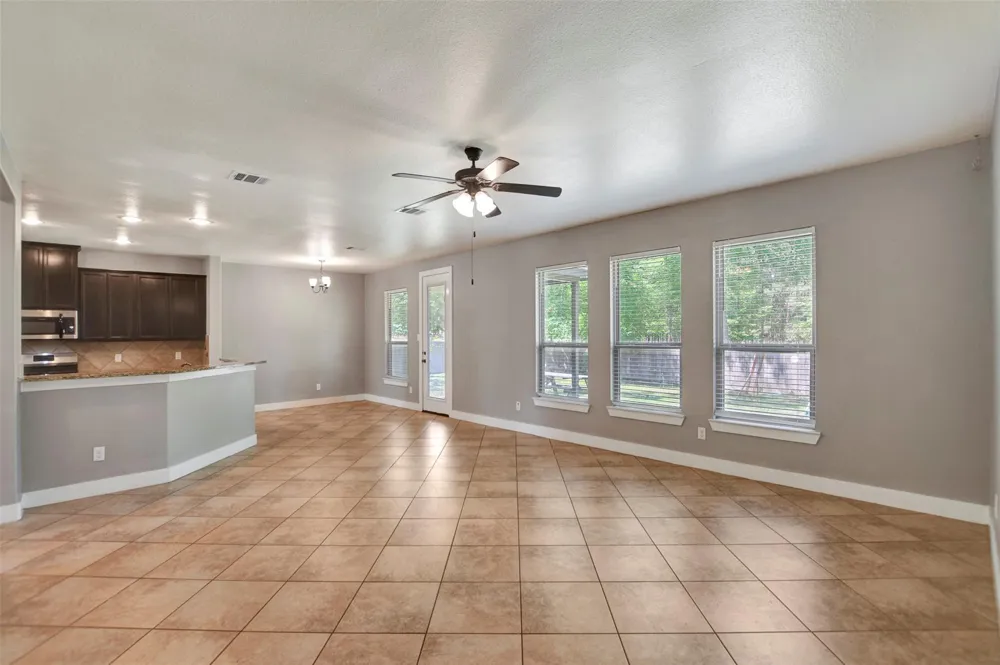 59 Beaconsfield Drive Magnolia, TX 77355