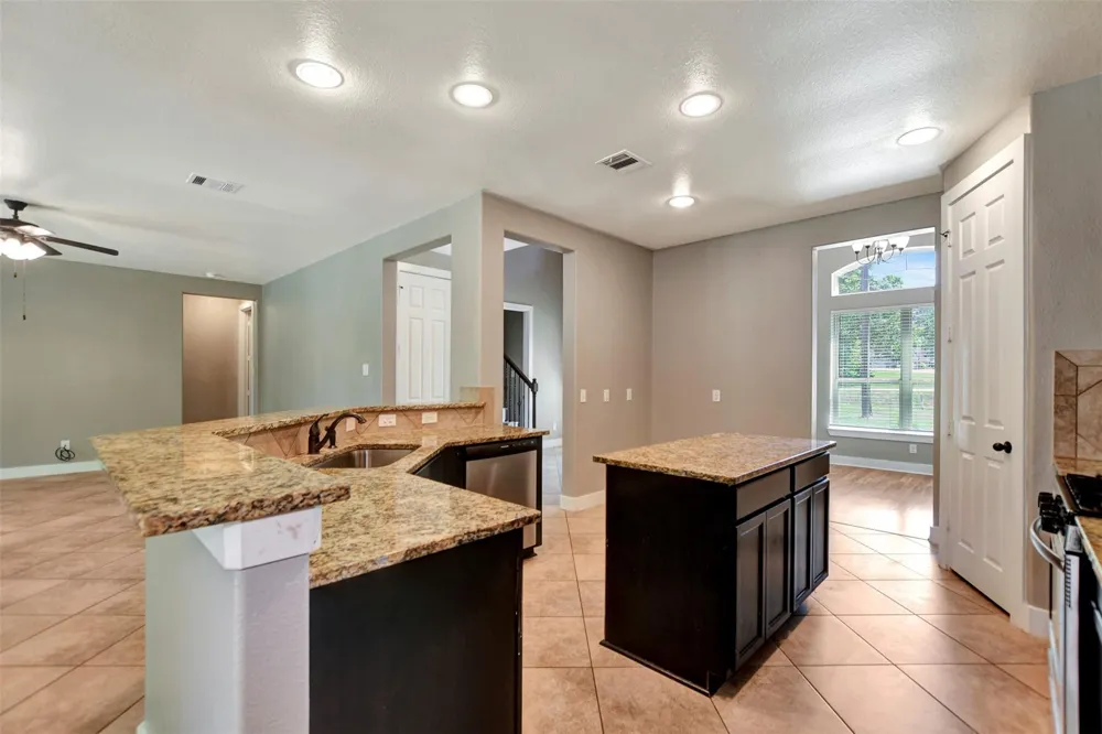 59 Beaconsfield Drive Magnolia, TX 77355