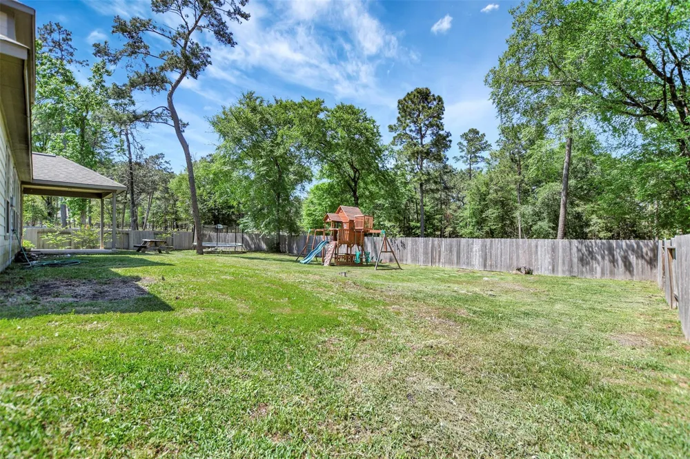 59 Beaconsfield Drive Magnolia, TX 77355