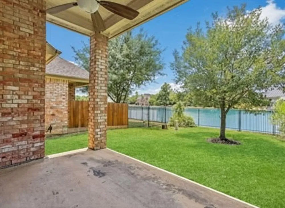 2354 Waterford Park Street Missouri City, TX 77459