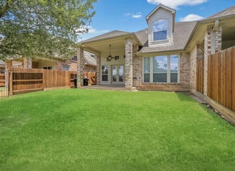2354 Waterford Park Street Missouri City, TX 77459
