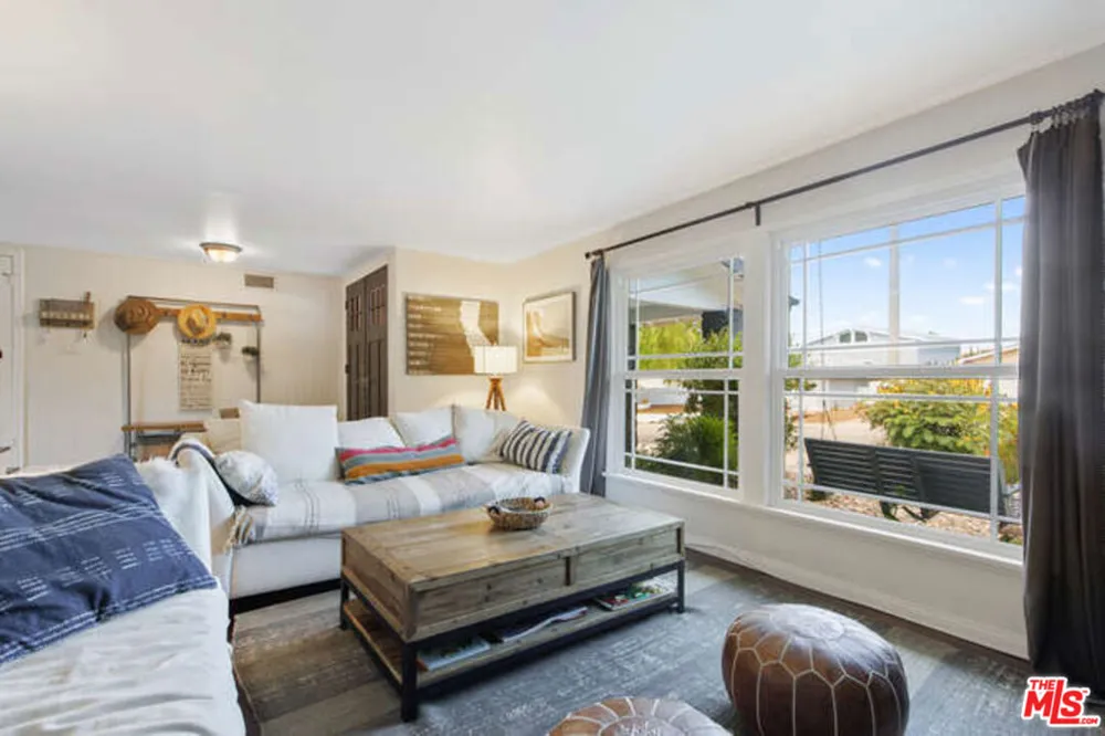 5407 Sunvalley Court Agoura Hills, CA 91301