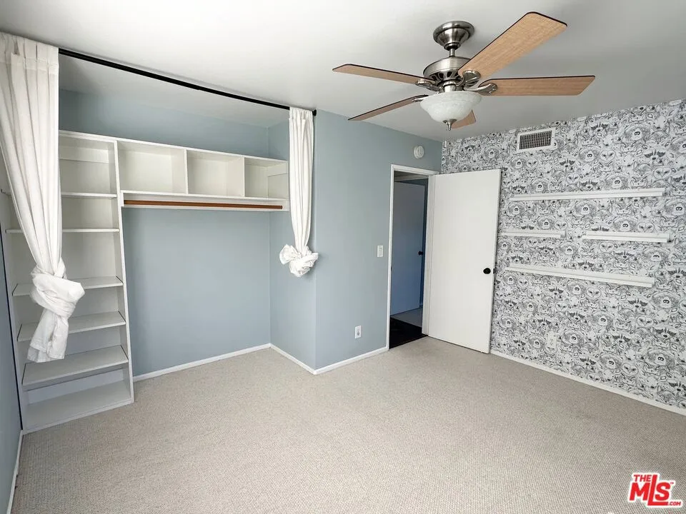 5407 Sunvalley Court Agoura Hills, CA 91301