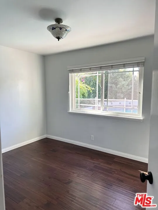 5407 Sunvalley Court Agoura Hills, CA 91301