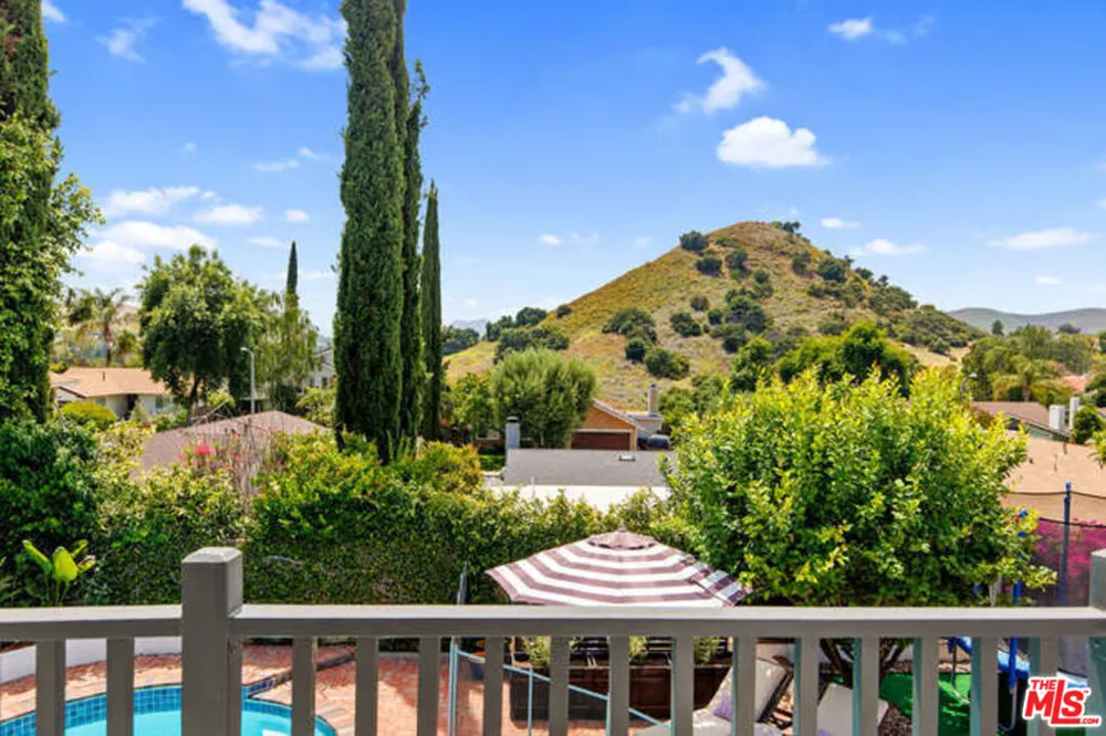 5407 Sunvalley Court Agoura Hills, CA 91301
