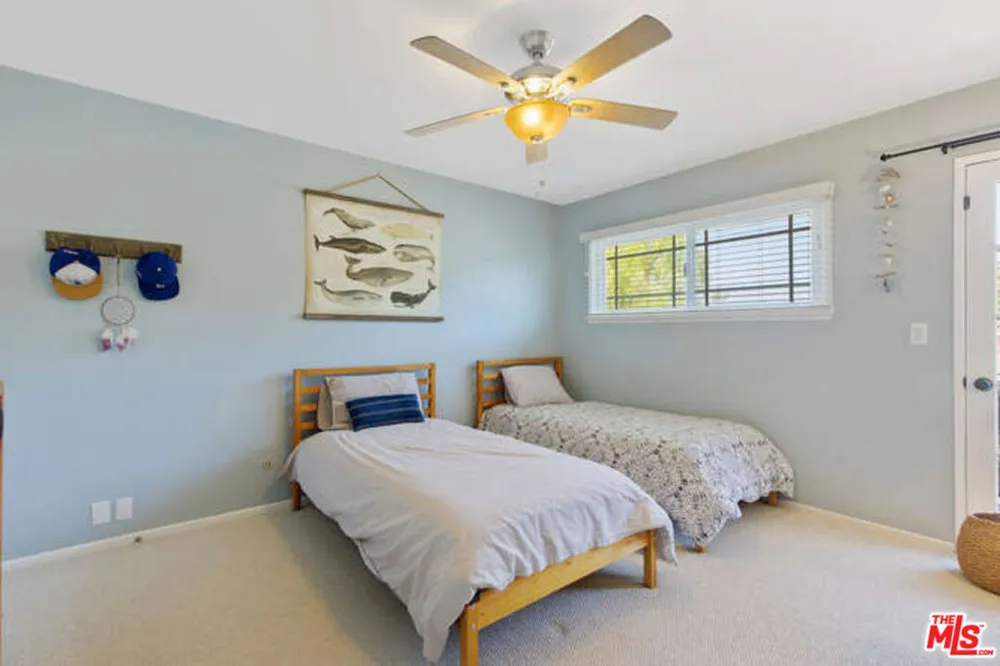 5407 Sunvalley Court Agoura Hills, CA 91301