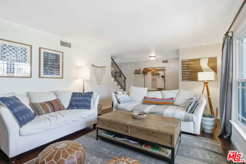 5407 Sunvalley Court Agoura Hills, CA 91301