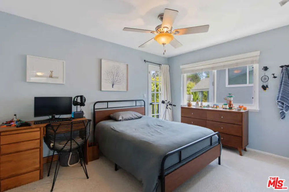 5407 Sunvalley Court Agoura Hills, CA 91301