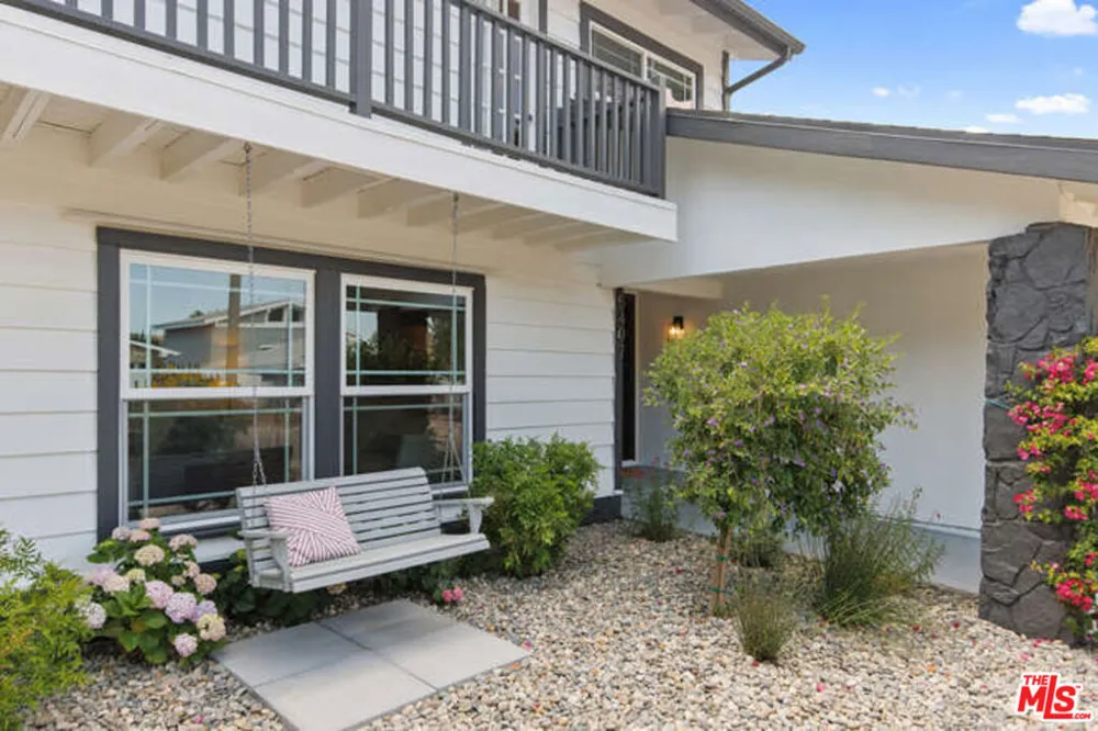 5407 Sunvalley Court Agoura Hills, CA 91301
