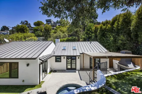 2425 Rinconia Drive