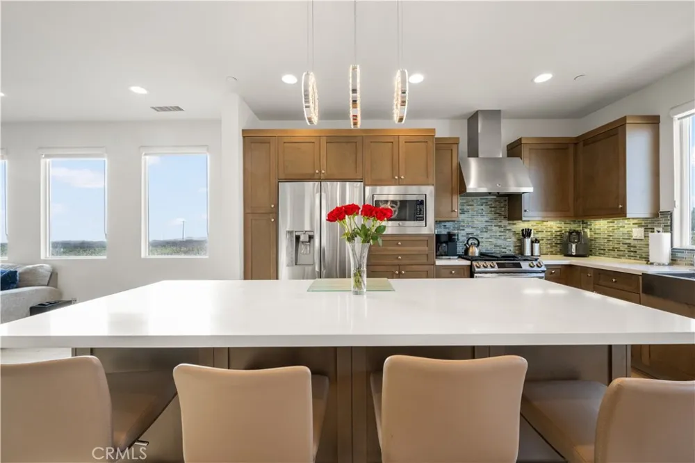 1068 Hampton Costa Mesa, CA 92627