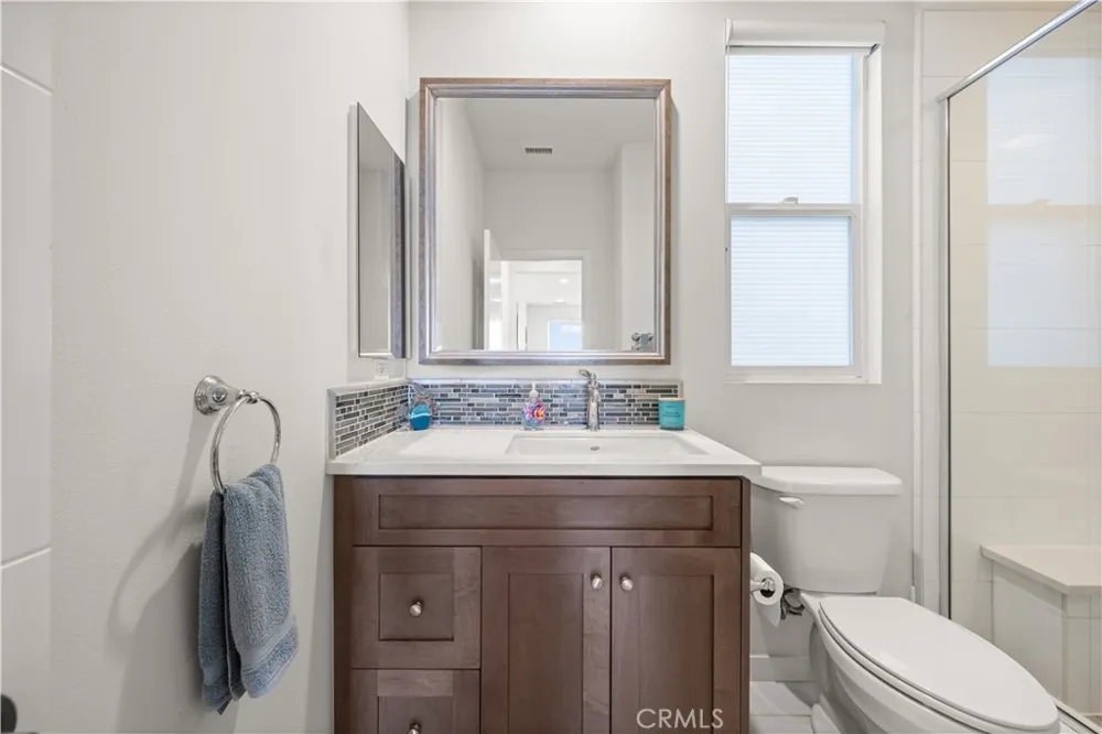 1068 Hampton Costa Mesa, CA 92627