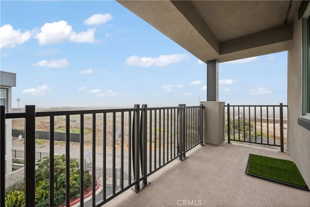 1068 Hampton Costa Mesa, CA 92627