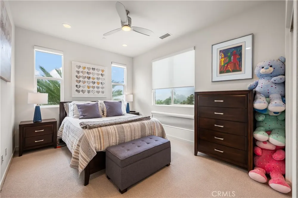 1068 Hampton Costa Mesa, CA 92627