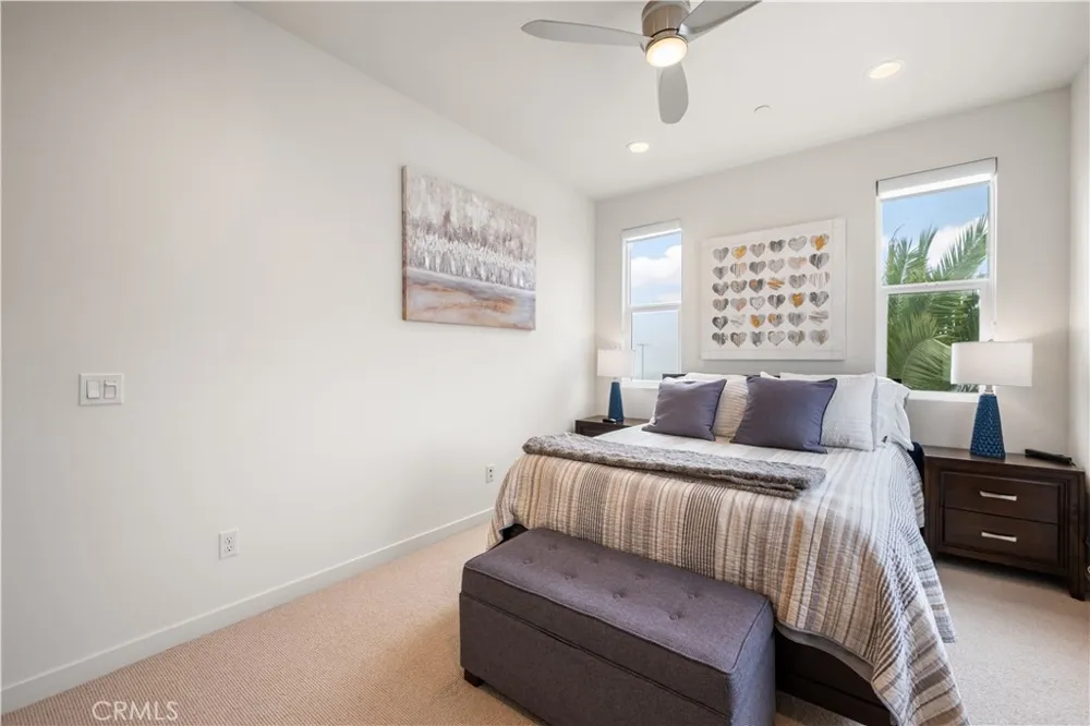 1068 Hampton Costa Mesa, CA 92627